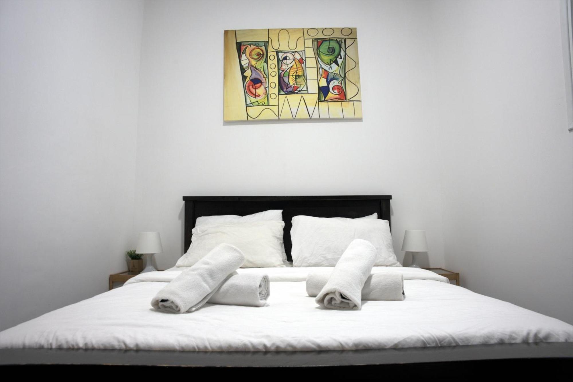 Miraks Harav Kuk Apartamento Tel Aviv Exterior foto