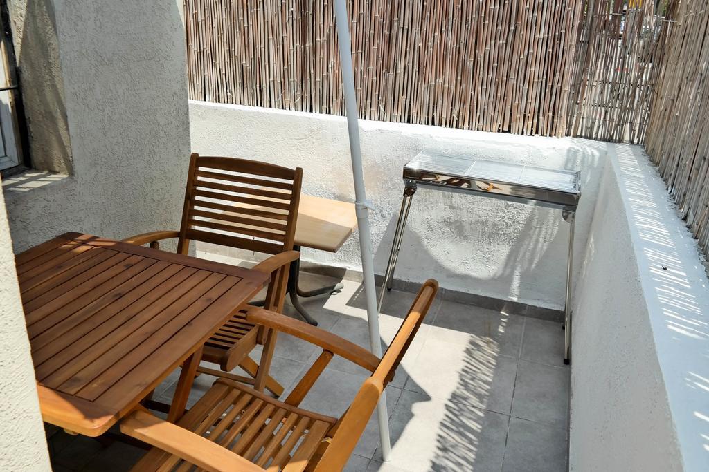 Miraks Harav Kuk Apartamento Tel Aviv Exterior foto